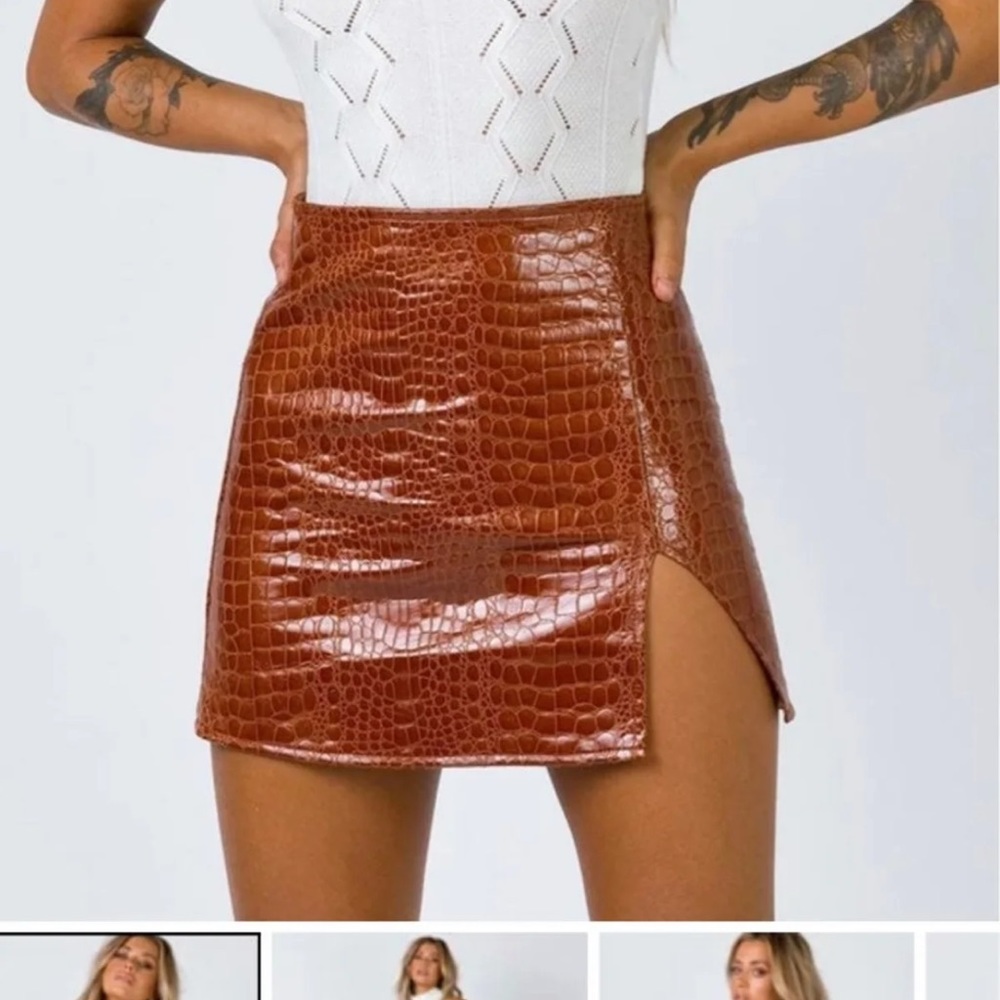 Motel Wren Brown Croc-Embossed Mini Skirt